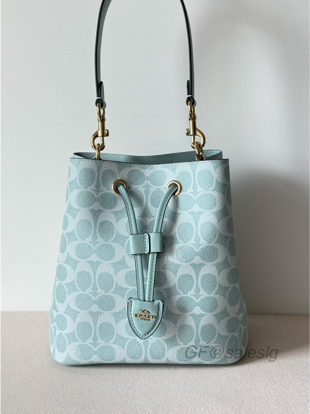 NWT Coach Rowan Bucket Shoulder & Crossbody Bag Signature Gold/Light Blue CEZ36